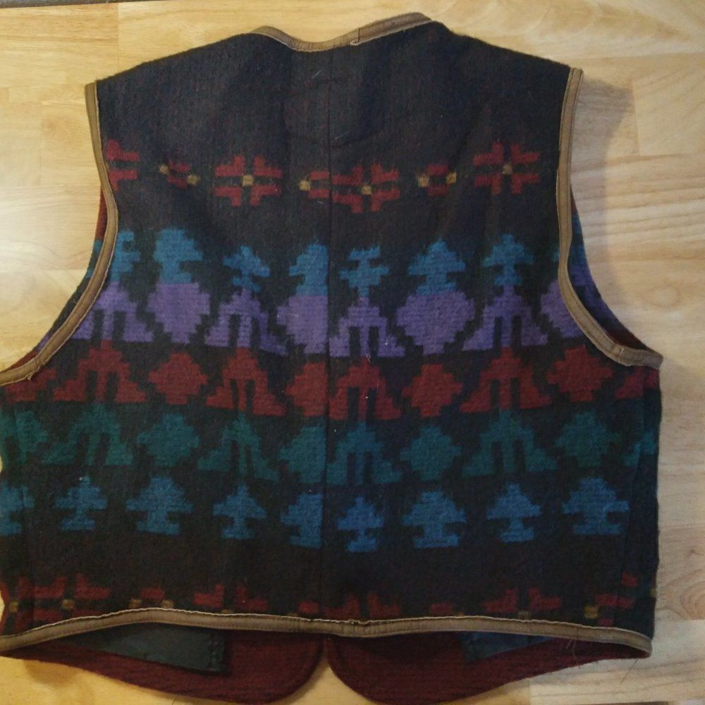 Vintage Woolrich Aztec Pattern Wool Vest - Picture 3 of 6